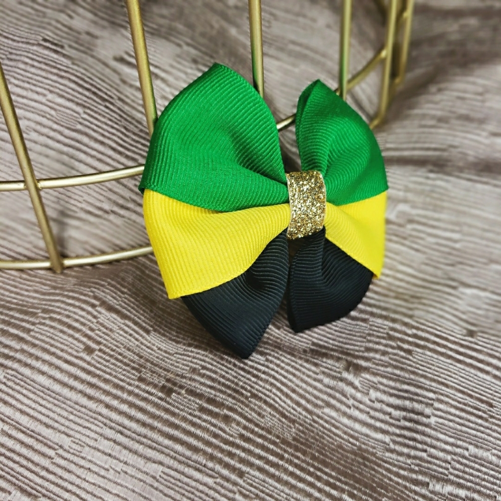 Little Girl's Hairbow Clip